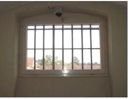 Zellenfenster Gefaengnis zu U-Haft
