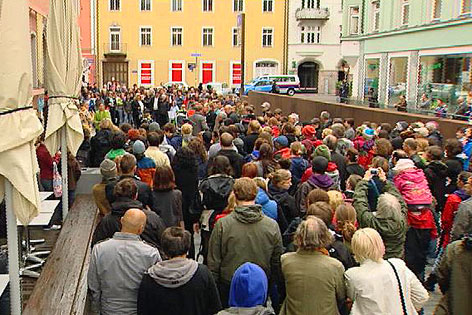 Protest nach der - aus heutiger Sicht unberechtigten - Abschiebung Jaithes