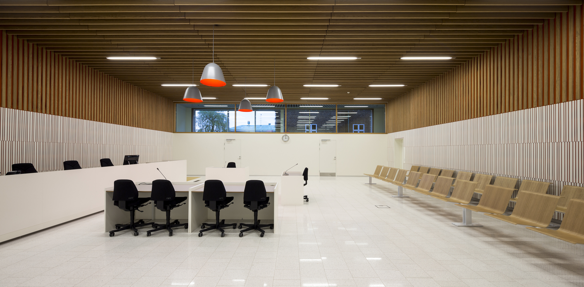 Verhandlungssaal im frisch renovierten „ Verhandlungssaal im frisch renovierten „ Frederiksberg- Courthouse“ (Kopenhagen)